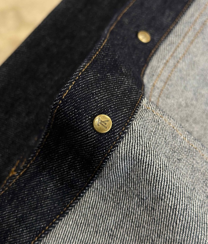 1:1 quality version Letter Four Leaf Flower Gold Thread Embroidery Lapel Denim Jacket & Jeans Set 29554228