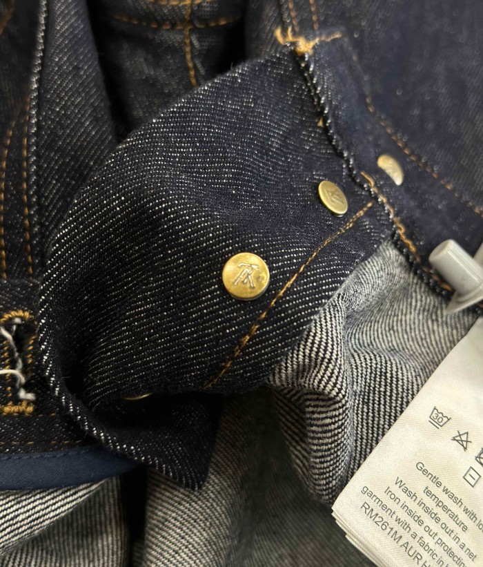 1:1 quality version Letter Four Leaf Flower Gold Thread Embroidery Lapel Denim Jacket & Jeans Set 29554228