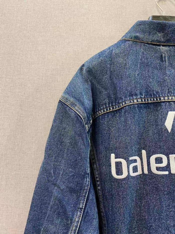 1:1 quality version White Logo Embroidery Letter Lapel Denim Jacket 29558998