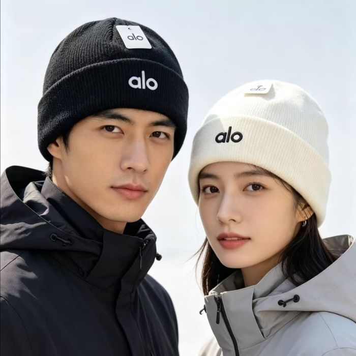 Logo Embroidery Cuffed Design Soft Unisex Knit Warm Beanie 12 colors 29567423