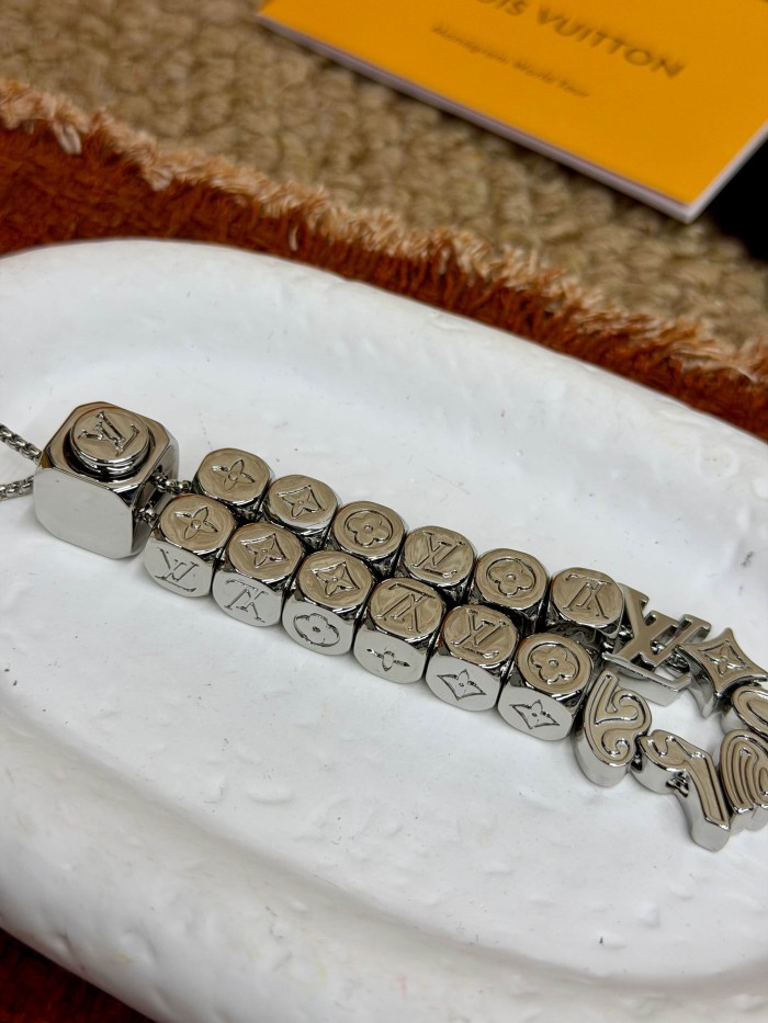 Engraved Cube Bead Letter Charm Silver Plated Bracelet 29569617