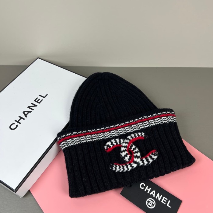 1:1 quality version Houndstooth Letter Embroidery Striped Trim Ribbed Beanie  2 colors 29569871
