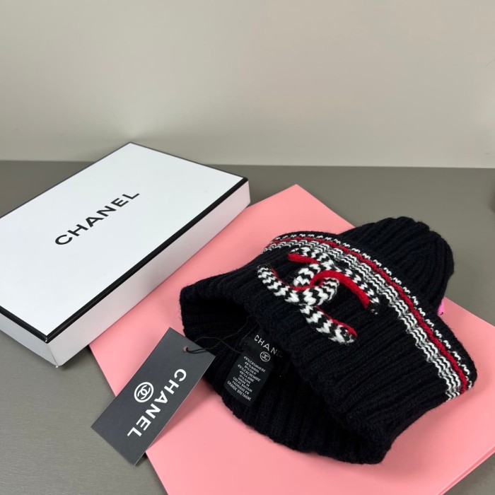 1:1 quality version Houndstooth Letter Embroidery Striped Trim Ribbed Beanie  2 colors 29569871