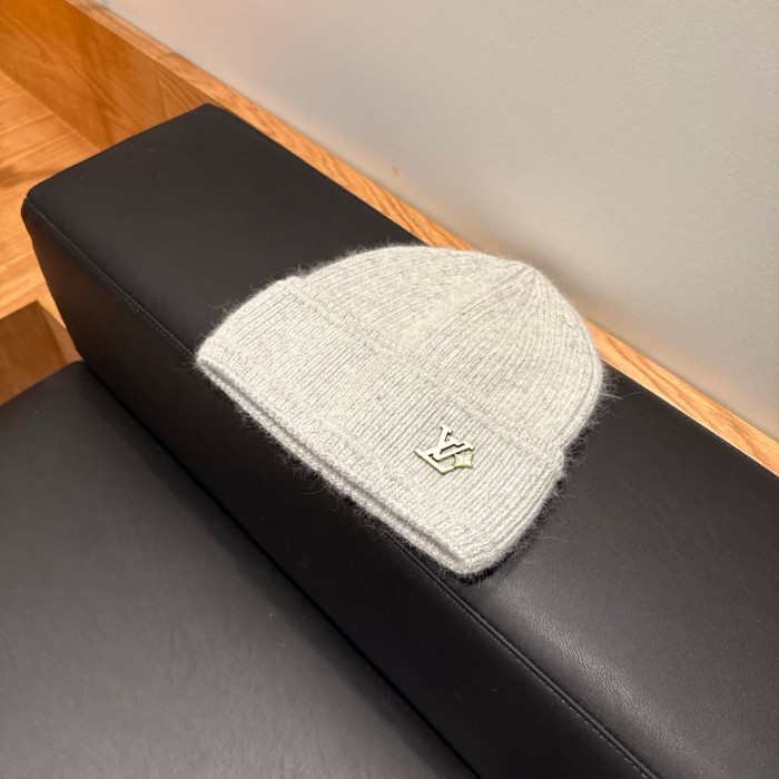 1:1 quality version Metal Letter Star Badge Cuffed Wool Unisex Beanie 4 colors 29570659
