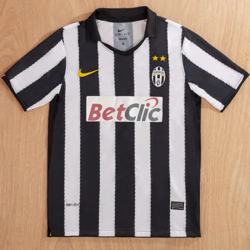 2010-2011 JUV Home Retro Soccer Jersey