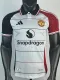 25-26 Man Utd White Special Edition Player Version Training shirts (红黑袖)