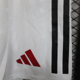 25-26 Man Utd Home Player Version Shorts Pants (球员短裤)