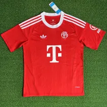 25-26 Bayern Red Goalkeeper Fans Soccer Jersey