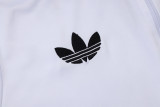 25-26 Germany White Half Pull Tracksuit #B2560(半拉链)