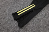 25-26 JUV Black Half Pull Tracksuit #B2557(半拉链)