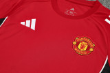 25-26 Man Utd Red Training Short Suit