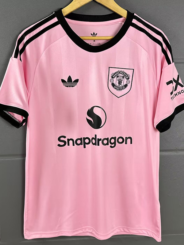 US$ 14.50 - 25-26 Man Utd Pink Goalkeeper Fans Soccer Jersey - m