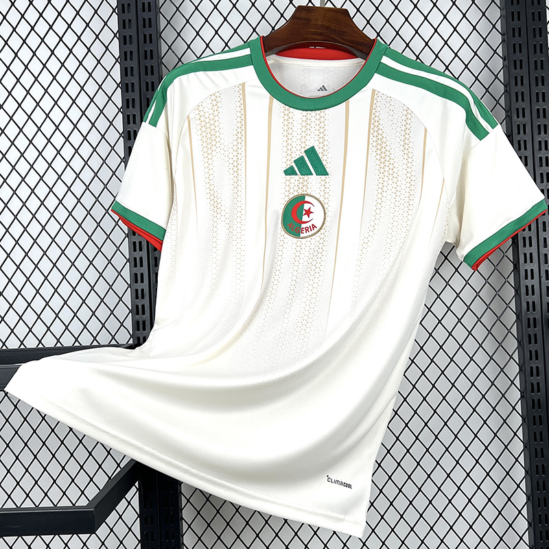 US$ 14.50 - 26-27 Algeria Home Fans Soccer Jersey (无星) - m