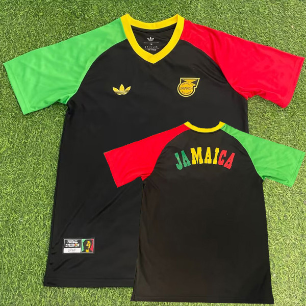 26-27 Jamaica Black Training shirts (红绿袖)