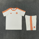 26-27 Bayern Beige Training Short Suit