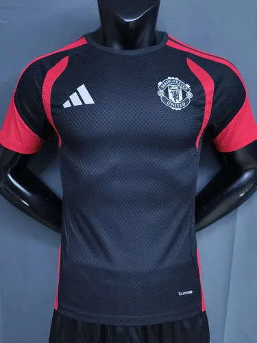 26-27 Man Utd Black Player Version Training shirts