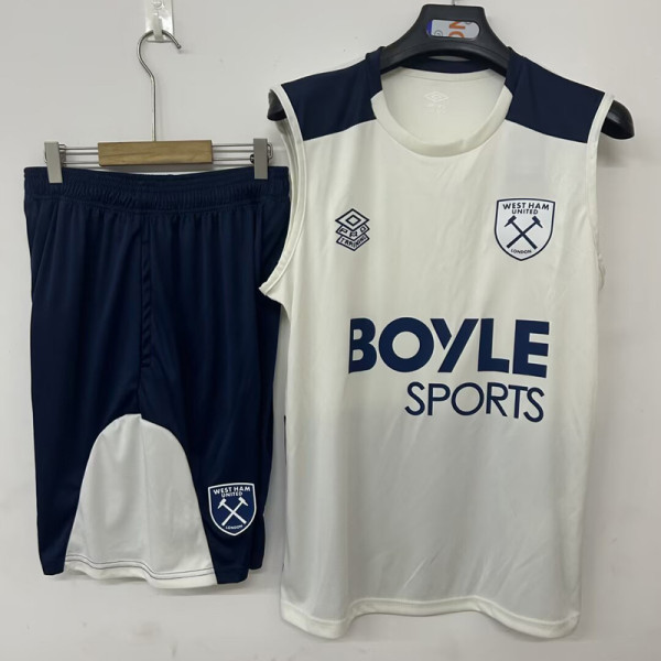 26-27 West Ham White Tank top and shorts suit (背心短裤)