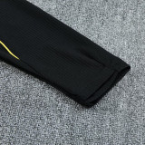 26-27 CHE Black Half Pull Tracksuit (半拉链)