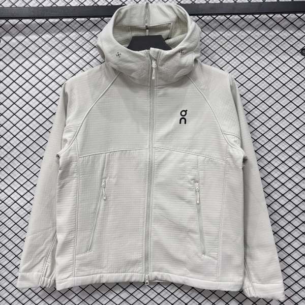 2026 ON Khaki Outdoor Jackets #K8814冲锋衣