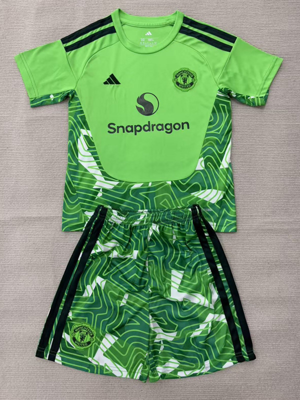 26-27 Man Utd Green Goalkeeper Kids Soccer Jersey