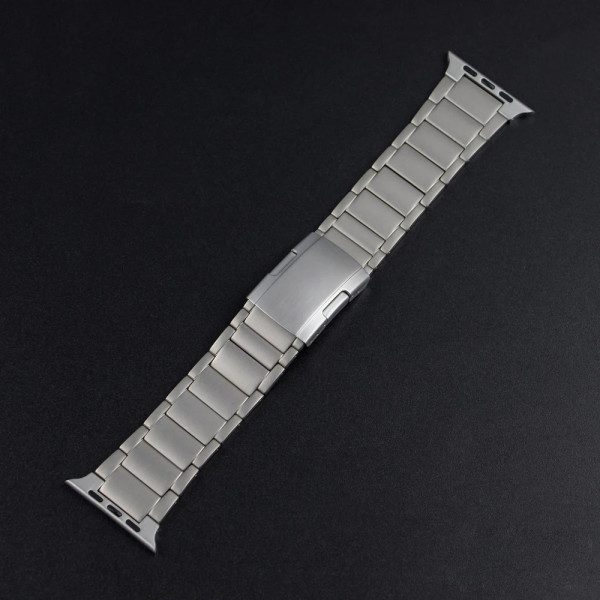 Tortoise shell pattern titanium metal watch band compatible with Apple Watch Ultra 8 7 SE 6 5 4 3