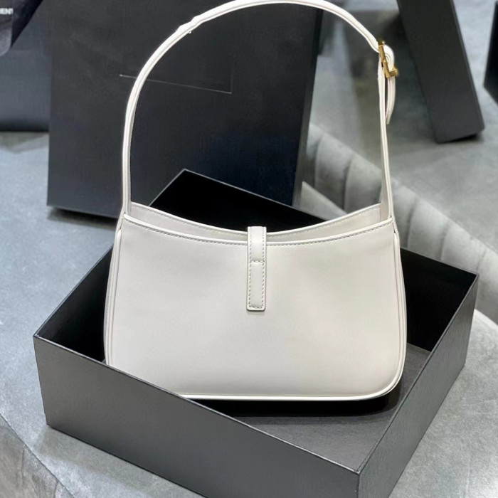 Women's Leather One Shoulder Underarm Bag #nigo53456