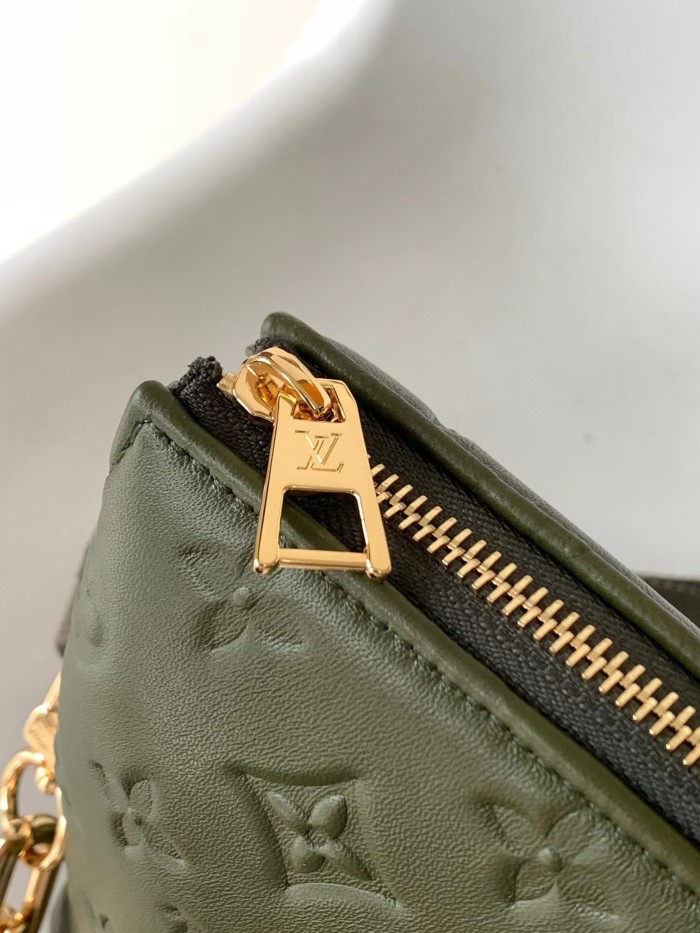 Louis Vuitton Leather Chain Portable Messenger Bag Bags #nigo56399