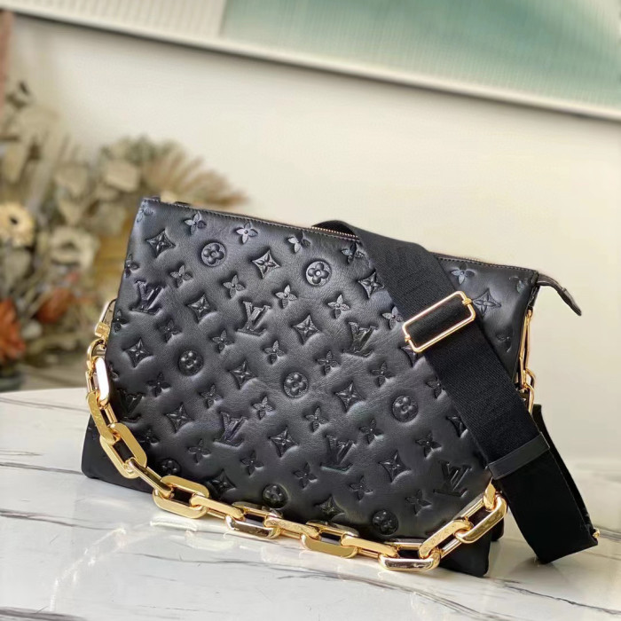 Louis Vuitton Leather Chain Portable Messenger Bag Bags #nigo56399