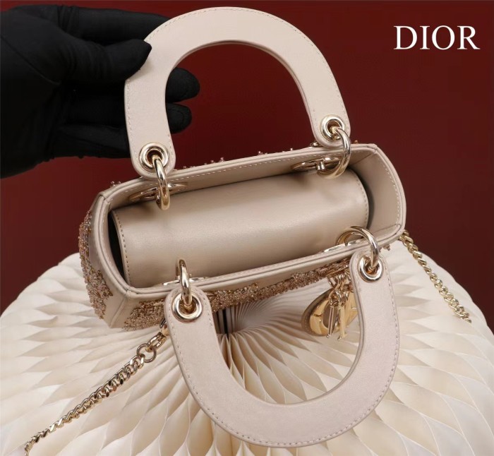 DIOR Beaded Handbag Bag Bags #nigo52425