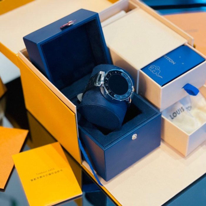 Louis Vuitton Bluetooth Link Electronic Watch Casual Leather Strap 2nd Generation Watch #nigo755