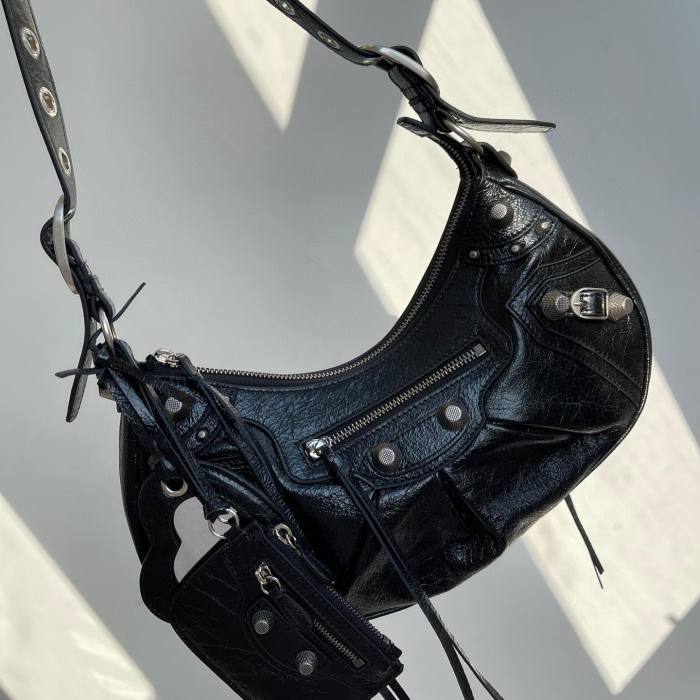 Balenciaga Leather Shoudle Bag Bags #nigo2569