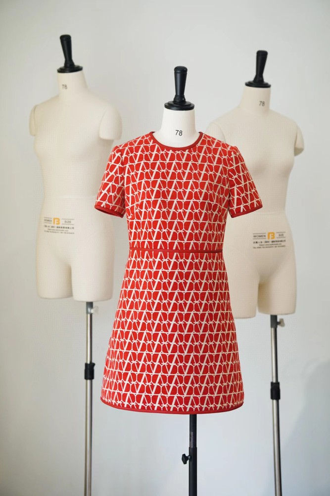 Valentino NIGO Letter Cut Red Dress Skirt #nigo56827