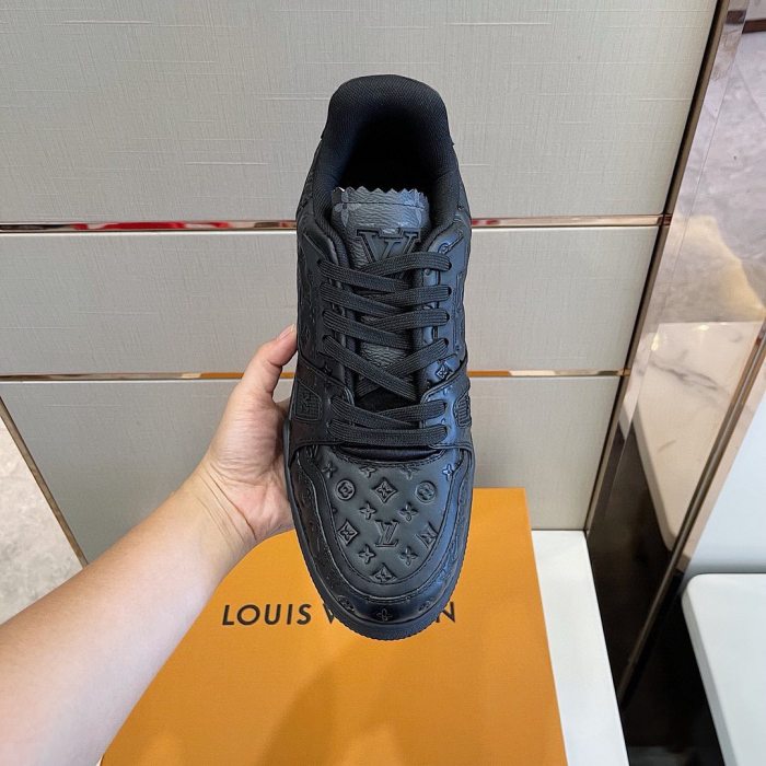 Louis Vuitton Low top Sneakers Casual Shoes #nigo8537