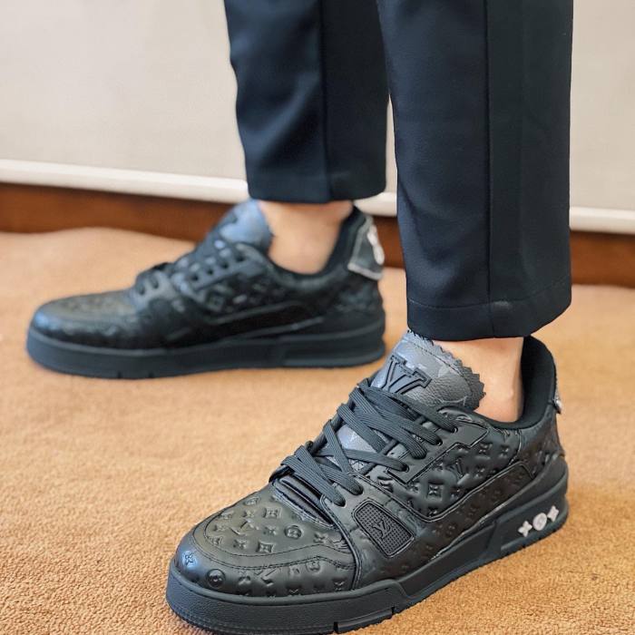 Louis Vuitton Low top Sneakers Casual Shoes #nigo8537