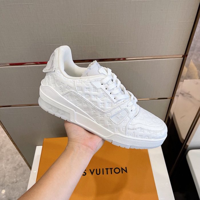 Louis Vuitton Low top Sneakers Casual Shoes #nigo8537