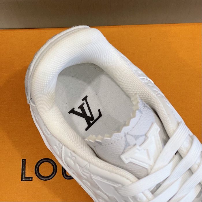 Louis Vuitton Low top Sneakers Casual Shoes #nigo8537