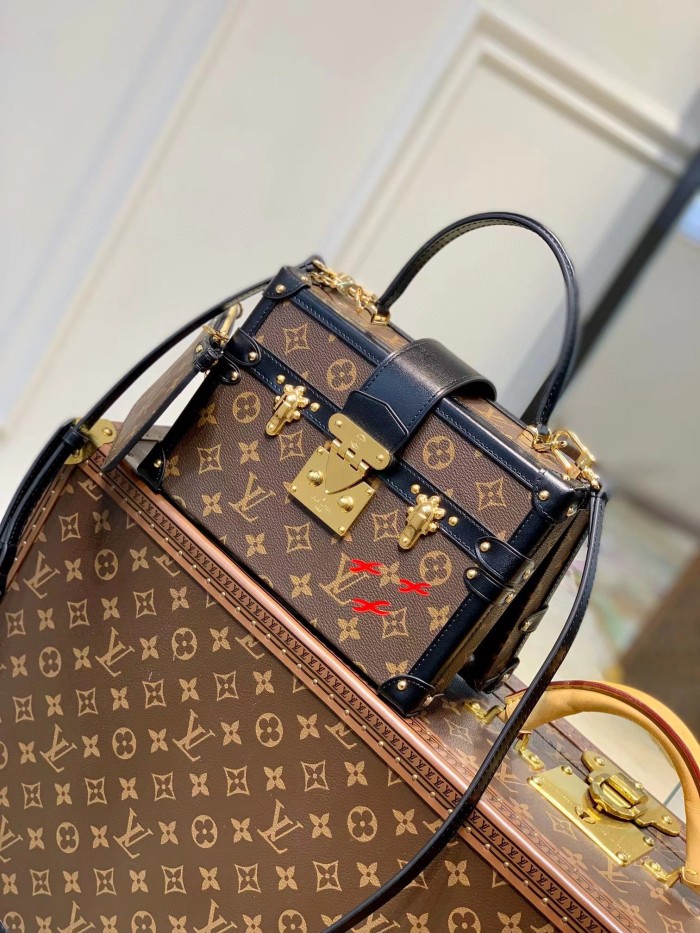 Louis Vuitton Box Leather Shoulder Bag #nigo56864