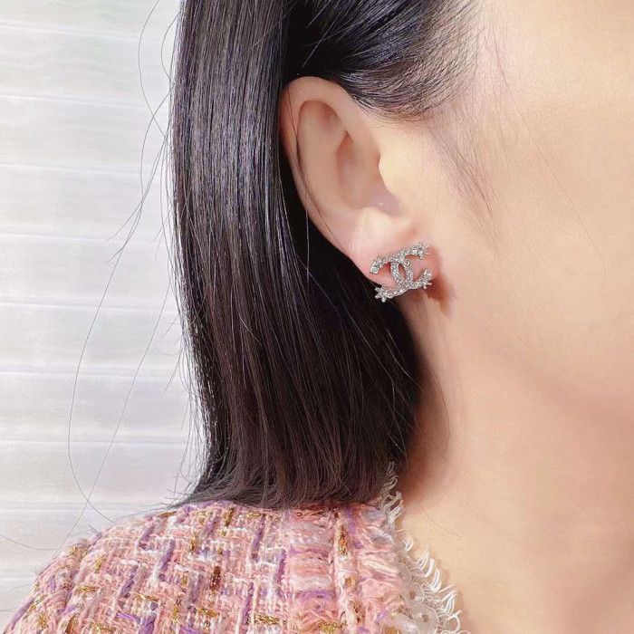Chanel Rhinestone Earnail Jewelry Ear Pendants  #nigo57364