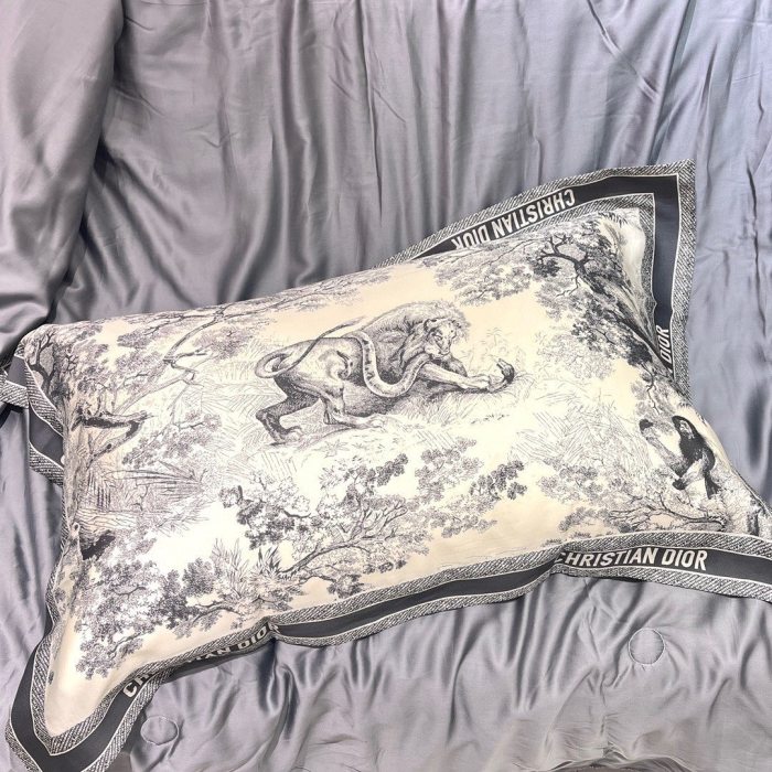 Dior NIGO Bedding, pillowcase summer quilt #nigo57387