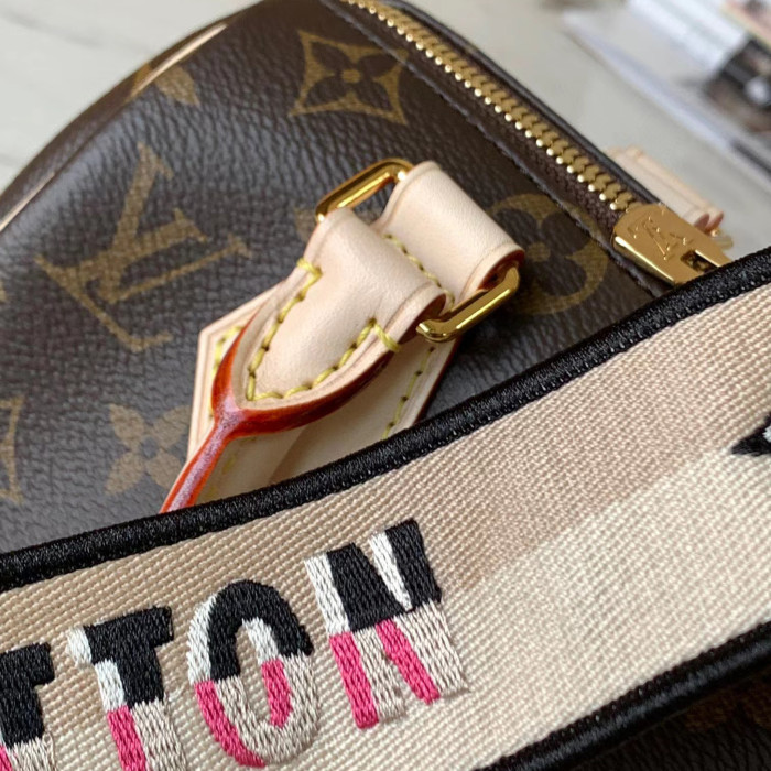 louis  NIGO Printed Logo Adjustable Embroidered Shoulder Strap Canvas And Leather Crossbody Bag Shoulder Bag #nigo51245