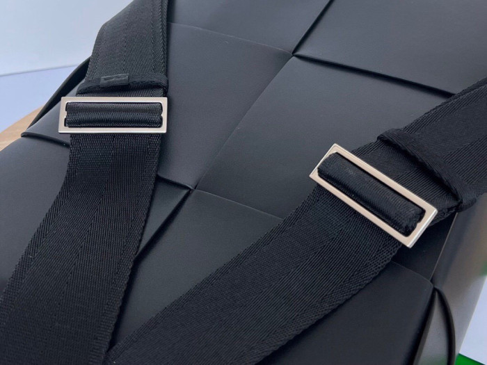 BOTTEGA VENETA NIGO Smooth Cow Leather Backpack Bag #nigo58141