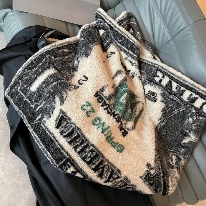 Balenciaga Wool Shawl Blanket Scarf #nigo3474