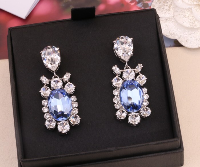 MiuMiu Droplet Hanging Oval Powder Diamond Earrings #nigo89652