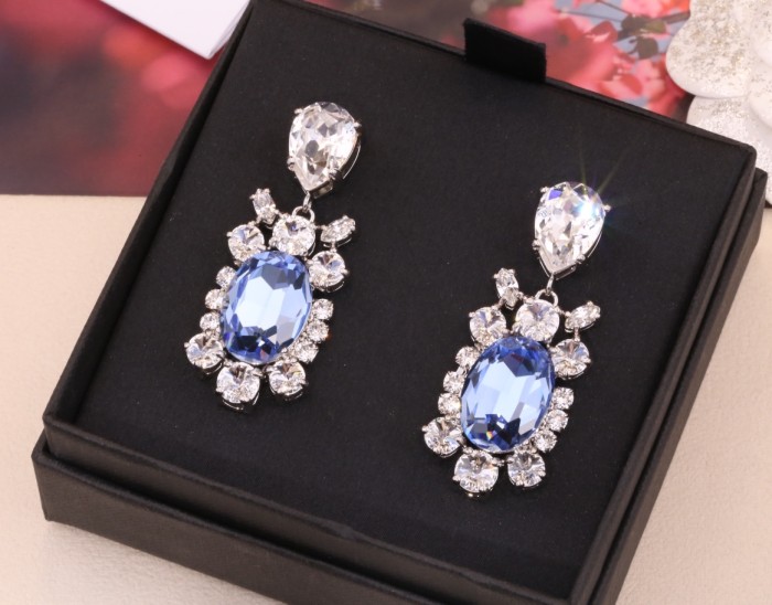 MiuMiu Droplet Hanging Oval Powder Diamond Earrings #nigo89652