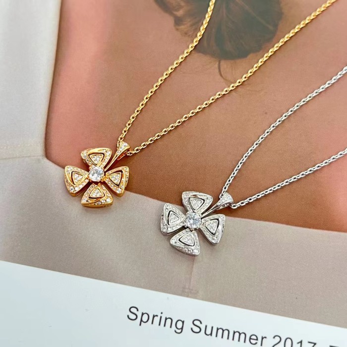 Van Cleef&Arpels Women's Brass Necklace #nigo82322