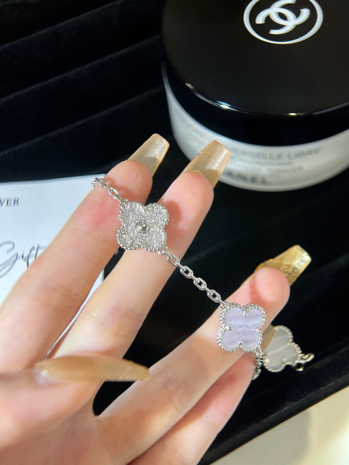 VanCleef&Arpels NIGO Bright Diamond Chain Bracelet #nigo84163