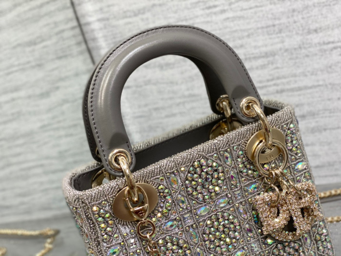 Dior Lady's Latest Limited Edition Heavy Duty Bead Princess Bag #nigo57739