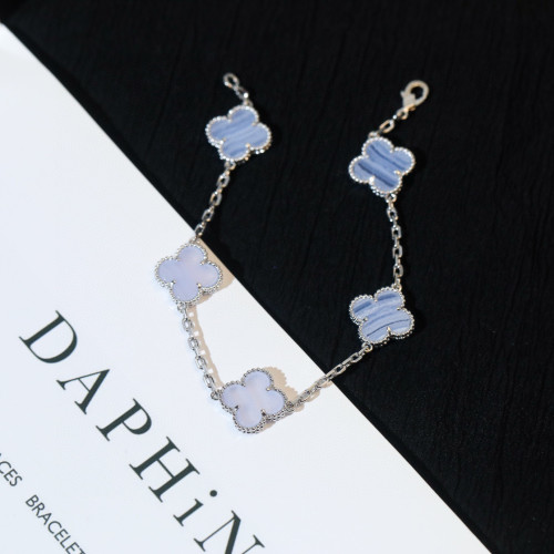 VanCleef&Arpels NIGO Blue Bright Diamond Bracelet #nigo84162