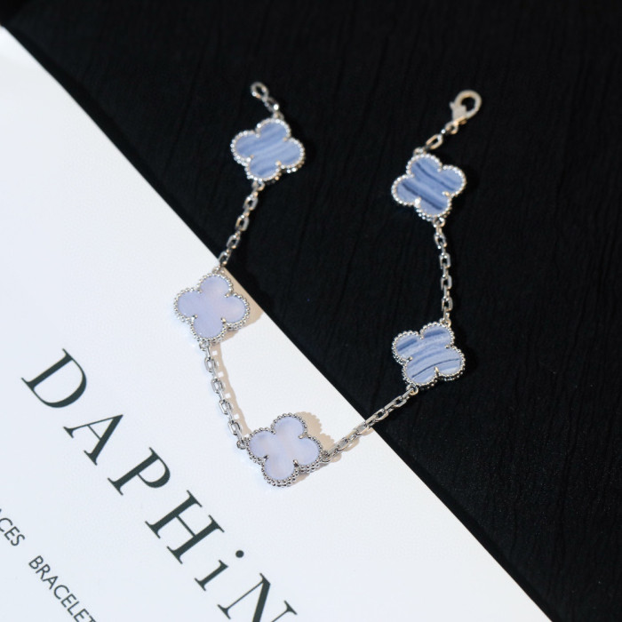 VanCleef&Arpels NIGO Blue Bright Diamond Bracelet #nigo84162