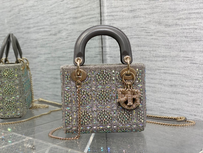 Dior Lady's Latest Limited Edition Heavy Duty Bead Princess Bag #nigo57739